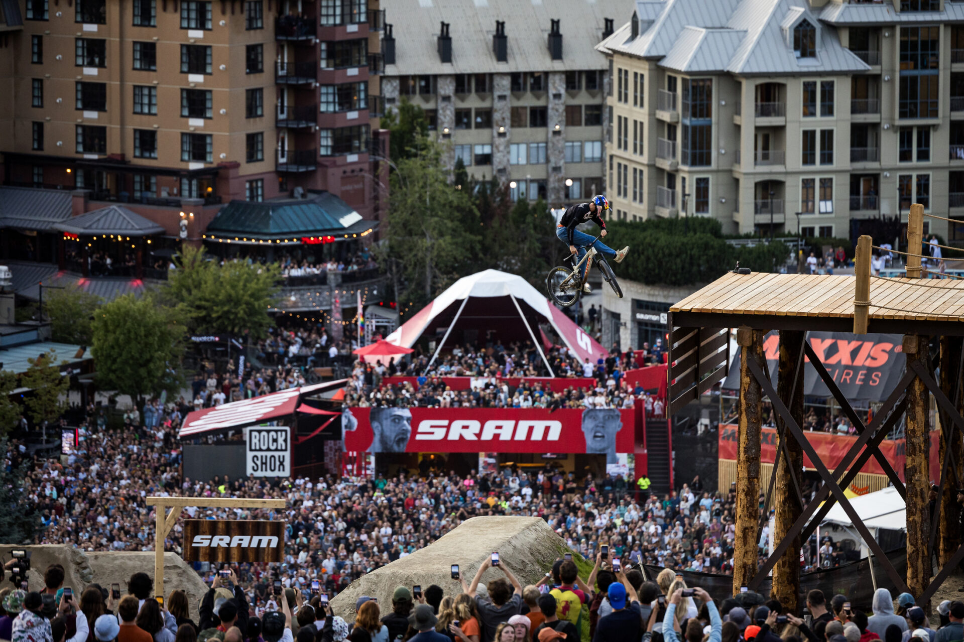 US - Ending Whistler: Crankworx MAXXIS The Perfect